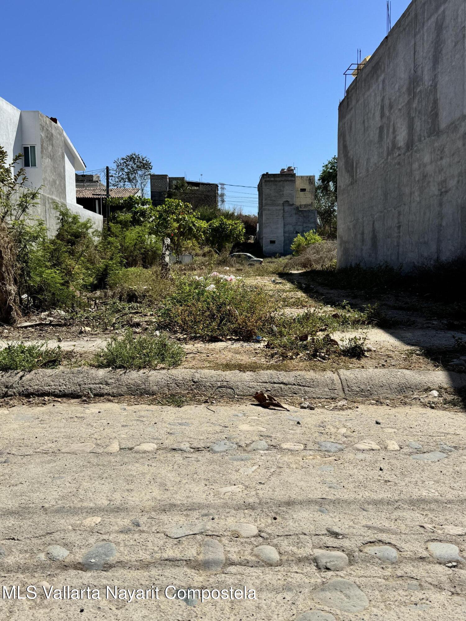25 Univ. Autonoma de Chihuahua, Puerto Vallarta, JALISCO N/A — Centro Ixtapa