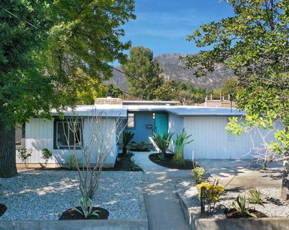 1285 E Calaveras Street, Altadena