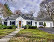 102 Curtis Street, Reading image