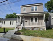 57 W 27th Street, Richmond image