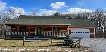 26 Clone Run Rd, Hedgesville