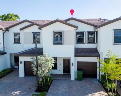 231 Sw 159 Ter, Pembroke Pines