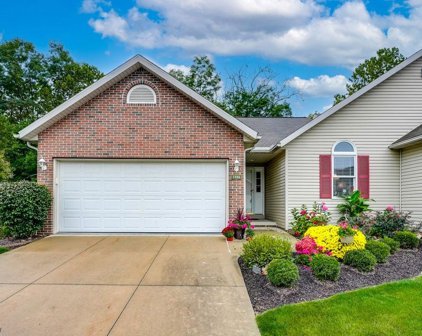 1396 Waters Edge Drive, Akron