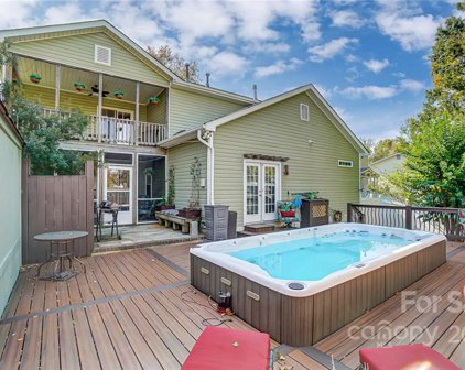 9609 Farmridge  Lane, Matthews