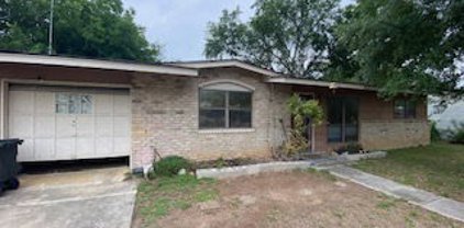 1013 Richmond Dr, Schertz