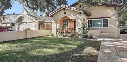 1945 N Summit Ave, Pasadena