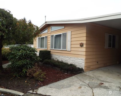 2500 S 370th Street Unit #64, Federal Way