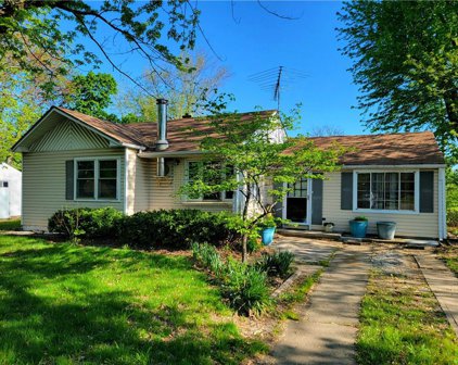 502 NW Ivy Place, Lee's Summit