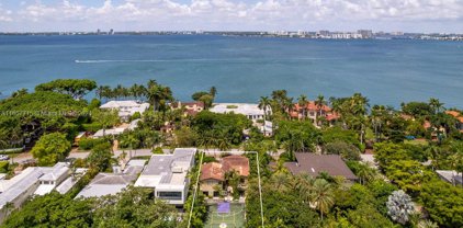 5069 N Bay Rd, Miami Beach