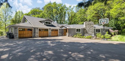 1660 Acacia Dr, Salem