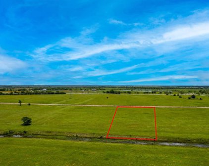 252 Brahman Trail, Angleton