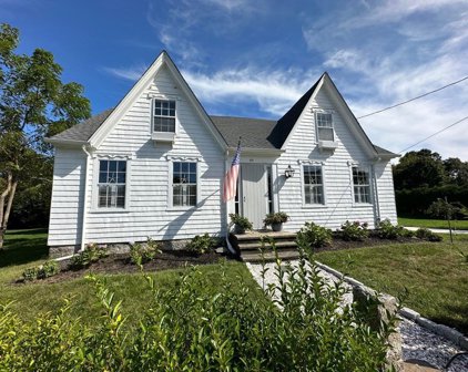 89 Russells Mills Rd., Dartmouth