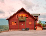 3028 HICKORY LODGE DR, Sevierville image