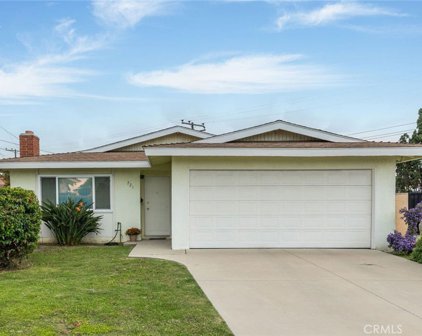 221 E 212th Street, Carson