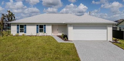 609 Nw 10th Ter, Cape Coral