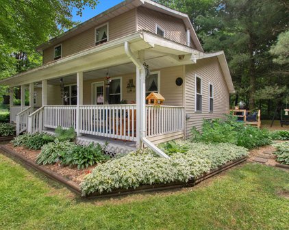 7115 Roosevelt Road, Holton