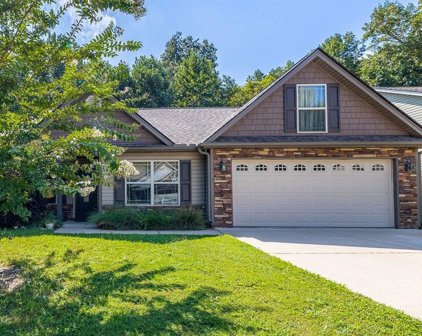 950 S Mossy Rock, Spartanburg
