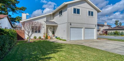 241 Spruce ST, Half Moon Bay