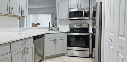 3461 Nw 44th St Unit #106, Oakland Park