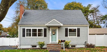 8 Jeffrey St, Peabody