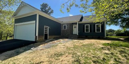 756 Middle Gate Road, Irvington