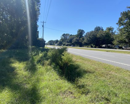 6345 N Hwy 17, Awendaw