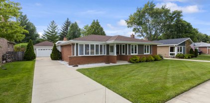 16 N Phelps Avenue, Arlington Heights
