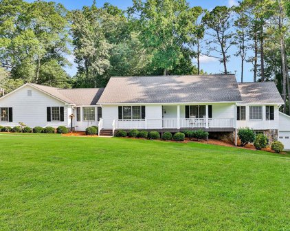 2425 E Cherokee Drive, Woodstock