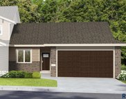 1501 S Meadowland Ave, Sioux Falls image
