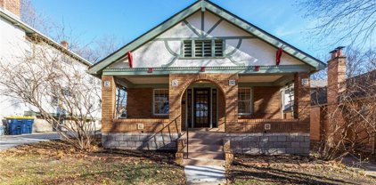 5337 Charlotte Street, Kansas City