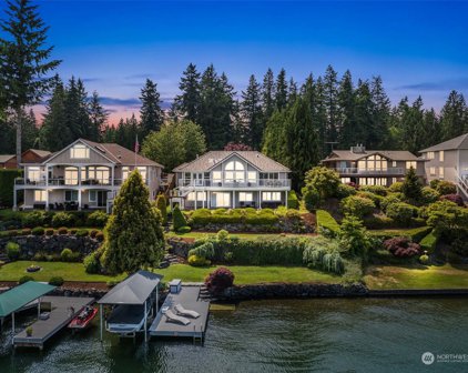4809 Lakeridge Drive E, Lake Tapps
