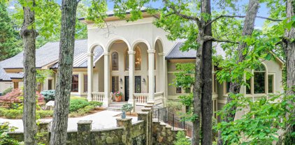 5332 Point South Drive, Gainesville