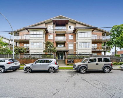 1988 Suffolk Avenue Unit 402, Port Coquitlam
