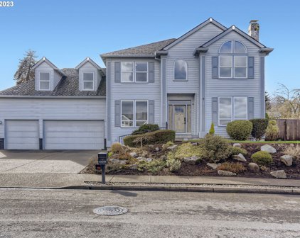 21175 SERANGO DR, West Linn