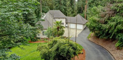 25043 SE Mirrormont Boulevard, Issaquah