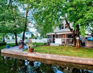 239 Shore Drive, Salem image