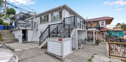 15474 Victoria Avenue, White Rock