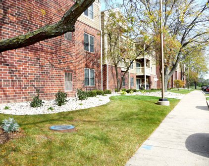 125 Glengarry Drive Unit #201, Bloomingdale
