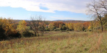Back Mountain Rd, Winchester