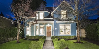 1060 W 22nd Street, North Vancouver