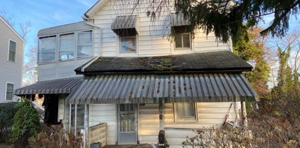 404 Fairmount Ave, Towson