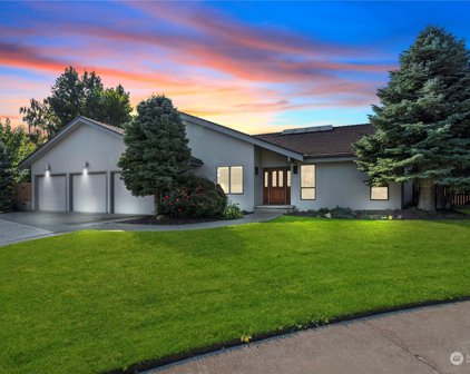 1513 First Street, Wenatchee