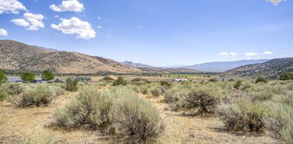 1530 Bolton Loop, Gardnerville