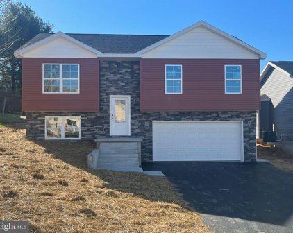 338 Grandview Ave, Waynesboro