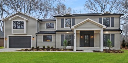 9109 Delmar Street, Prairie Village