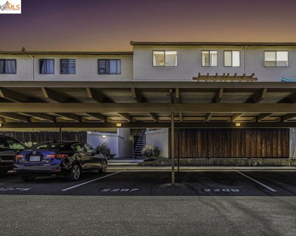 5085 Valley Crest Dr Unit #289, Concord