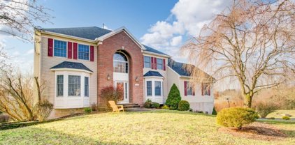 158 Preakness Cir, Branchburg Twp.