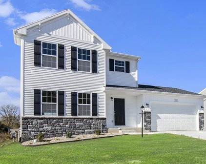 1734 Stoneham Drive, Mishawaka