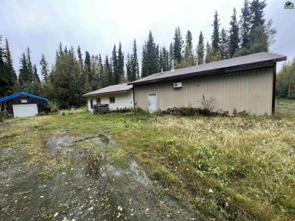 695 Florence Street, North Pole