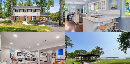 159 Falcon Dr, Pasadena